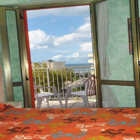 צ'סנטיקו Hotel Prestigio מראה חיצוני תמונה
