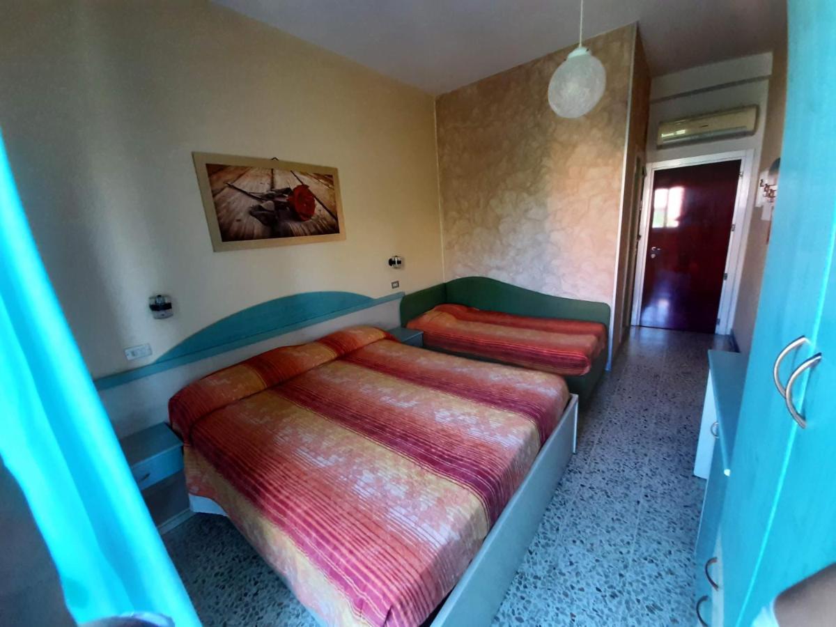 צ'סנטיקו Hotel Prestigio מראה חיצוני תמונה