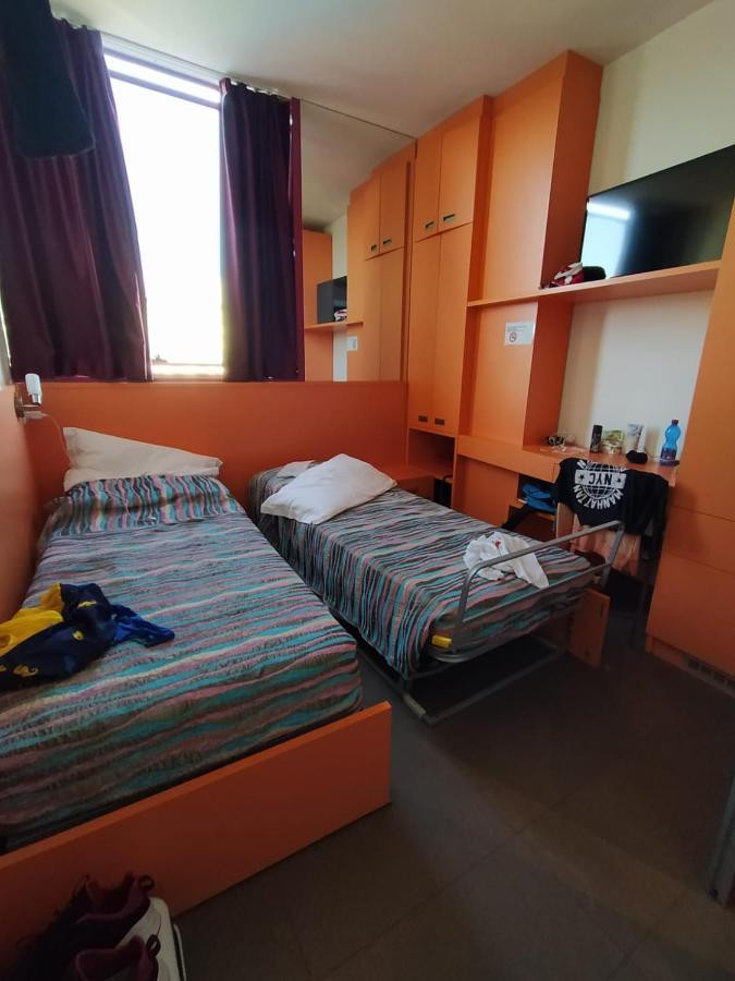 צ'סנטיקו Hotel Prestigio מראה חיצוני תמונה