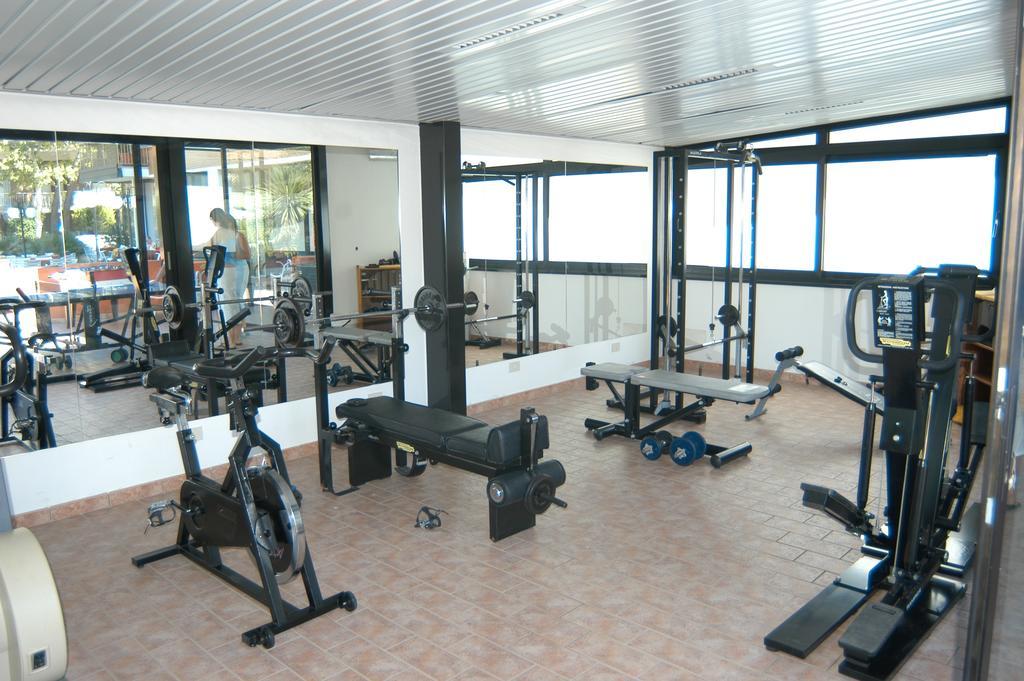 צ'סנטיקו Hotel Prestigio מראה חיצוני תמונה